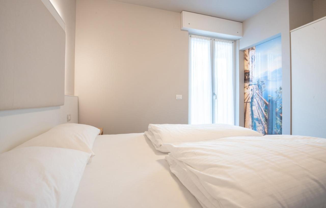 Hotel Rolly Riva del Garda Buitenkant foto