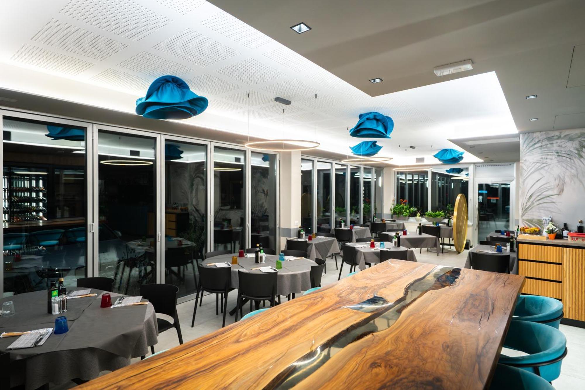 Hotel Rolly Riva del Garda Buitenkant foto